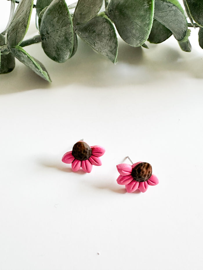 Be Resilient Cone Flower Studs￼