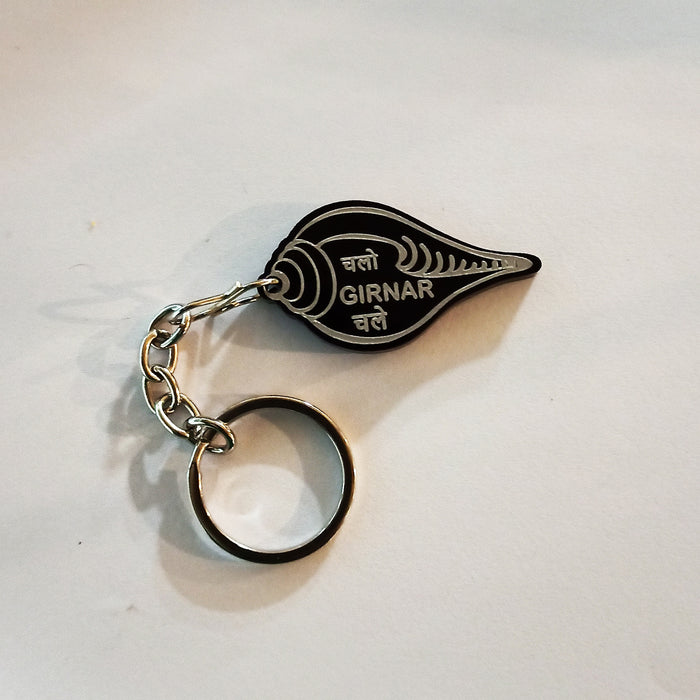 Chalo Girnar Chale black keychain - Girnar Darshan metal engraved