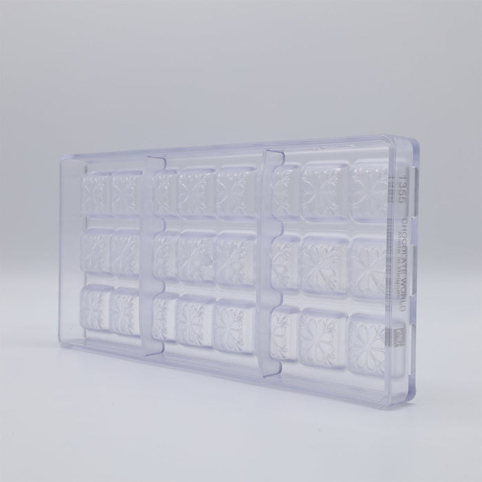 Chocolate World Carré Clover Polycarbonate Chocolate Mold – 1.06 x 1.06 x 0.59 in, 24 Cavities