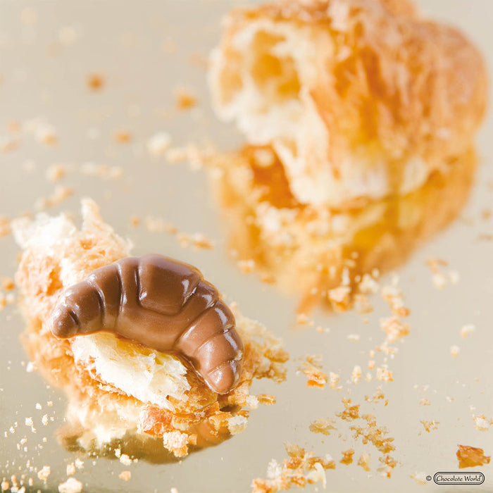 Chocolate World Croissant Polycarbonate Chocolate Mold – ~1.97 x 0.98 x 0.59 in, 12 Cavities