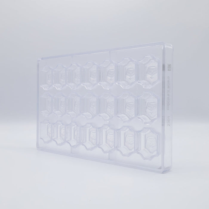 Chocolate World Crown Polycarbonate Chocolate Mold – ~1.18 x 1.18 x 0.71 in, 21 Cavities