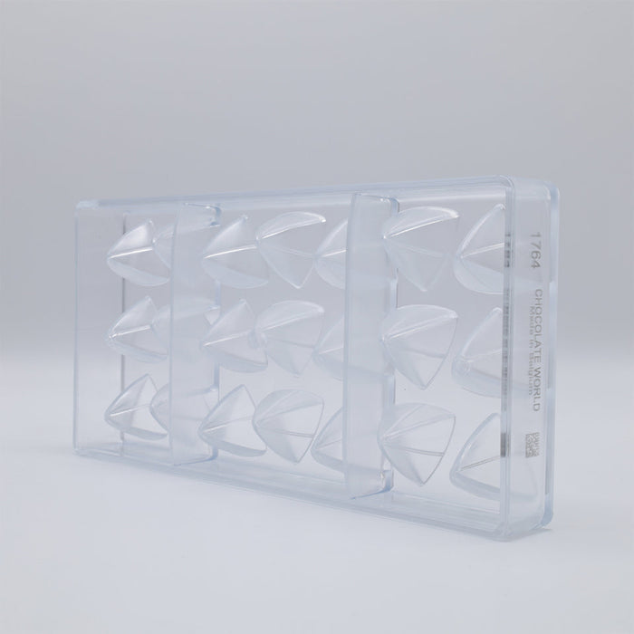 Chocolate World Deniz Karaca Polycarbonate Chocolate Mold by Deniz Karaca – ~1.18 x 1.18 x 0.71 in, 21 Cavities