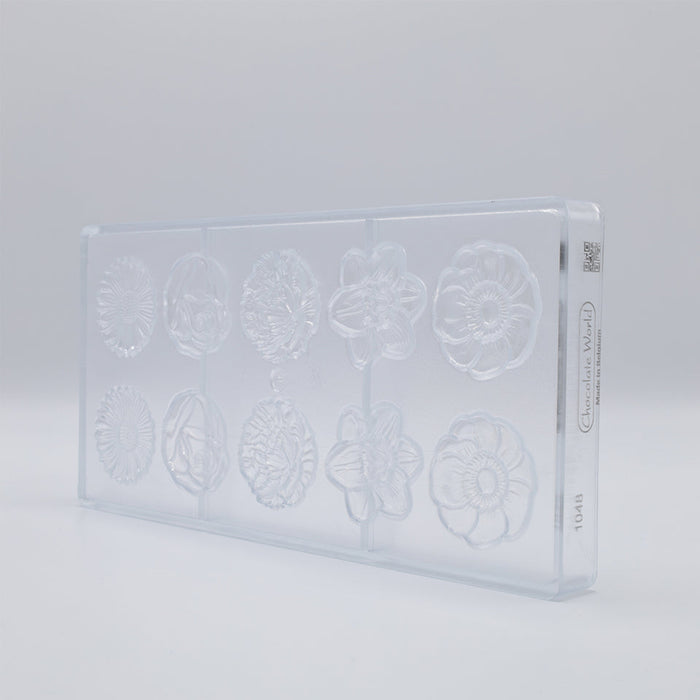 Chocolate World Flowercaraque Round (5-Petal) Polycarbonate Chocolate Mold – 1.69 x 1.69 x 0.20 in, 10 Cavities