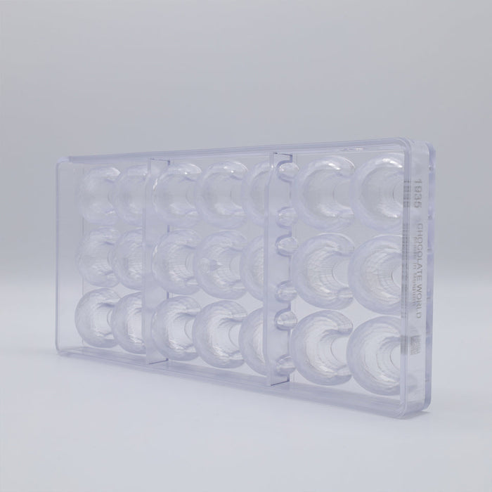 Chocolate World Half Moon Facet Polycarbonate Chocolate Mold – ~1.38 x 0.79 x 0.59 in, 21 Cavities