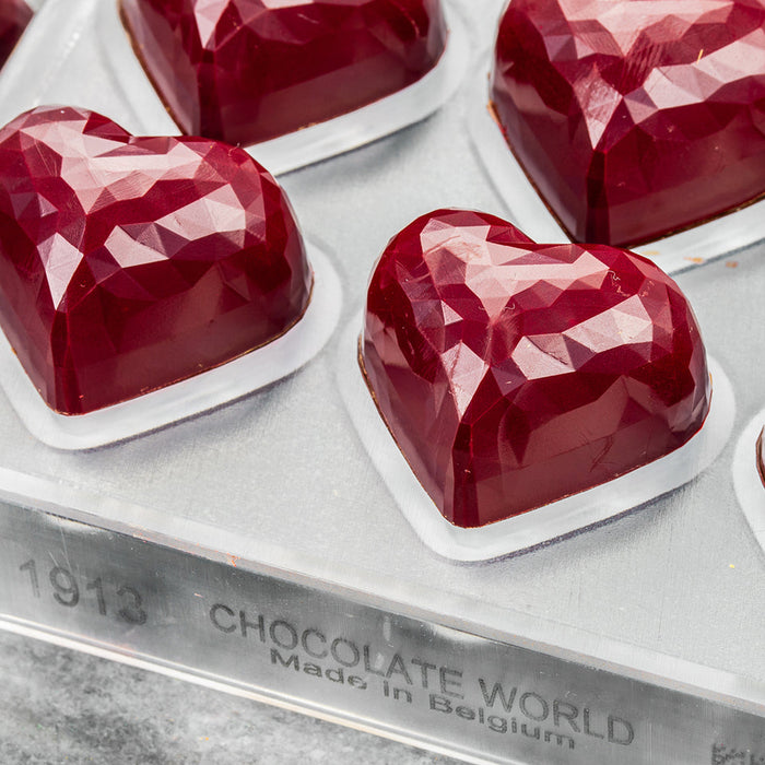 Chocolate World Heart Facet Polycarbonate Chocolate Mold – 1.28 x 1.14 x 0.59 in, 24 Cavities