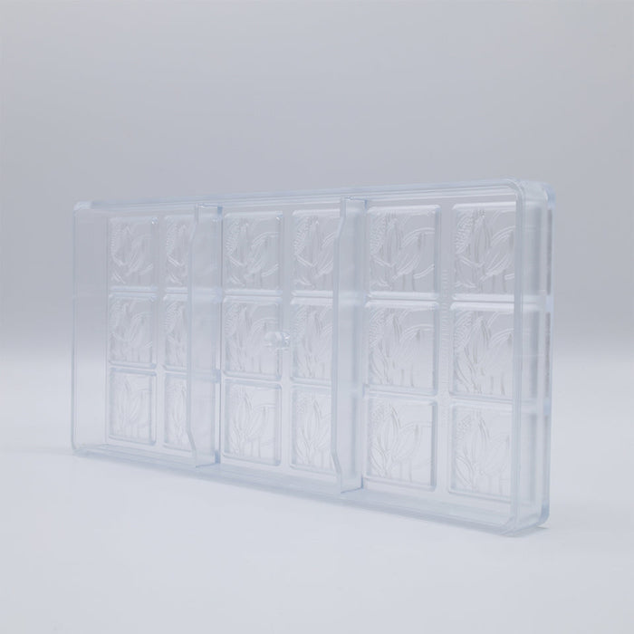 Chocolate World Napolitain Cocoa Bean Polycarbonate Chocolate Mold – 1.34 x 1.34 x 0.16 in, 18 Cavities