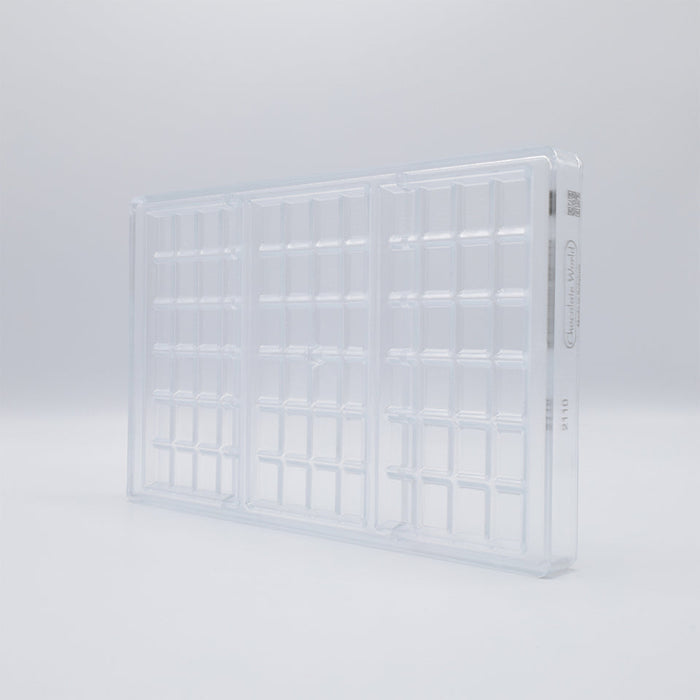 Chocolate World Tablet 4×6 Rectangle Polycarbonate Chocolate Mold – 6.14 x 3.03 x 0.31 in, 3 Cavities