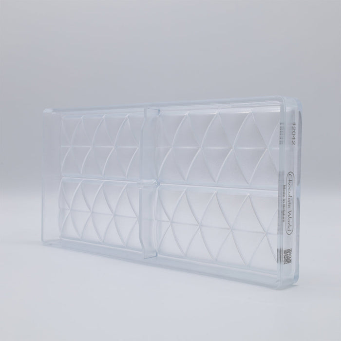 Chocolate World Tablet Convex Triangles Polycarbonate Chocolate Mold – 4.88 x 2.17 x 0.31 in, 4 Cavities