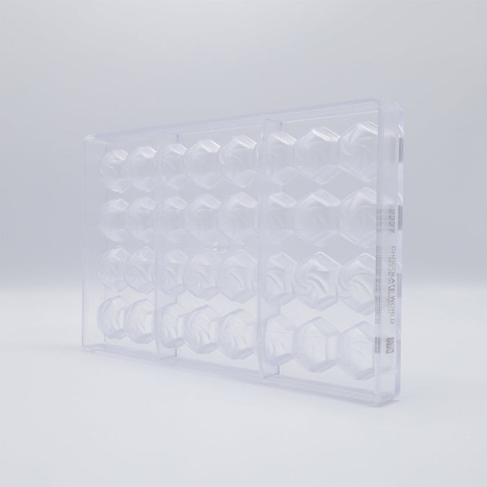Chocolate World Wiro Polycarbonate Chocolate Mold – ~1.18 x 1.18 x 0.63 in, 32 Cavities