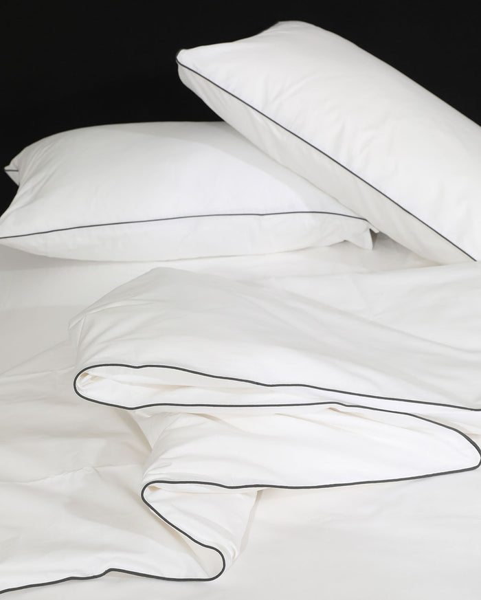 Classic Percale Pillowcase 2pcs- White with Anthracite Pipe Edge