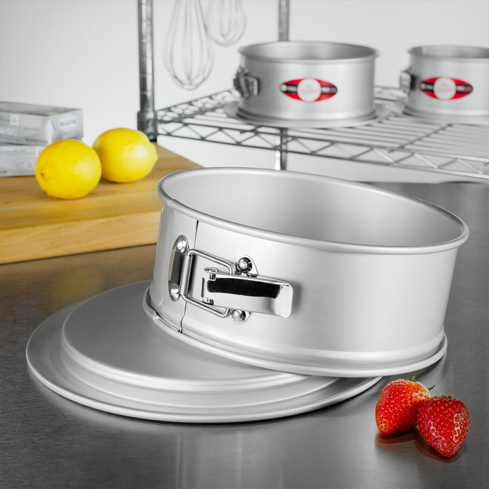 Fat Daddio's Anodized Aluminum Round Springform Pan, 9 in x 3 in