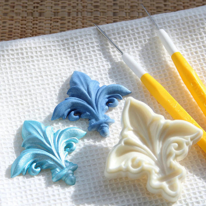 JEM Pop It Fleur de Lys Mould – Set of 2