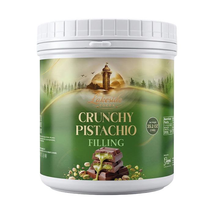 Lakeside Cocoa Crunchy Pistachio Filling 1 kg product packaging,
Lakeside Cocoa Crunchy Pistachio Filling used in cakes, pastries, pralines, and chocolate bars,
Close-up of Lakeside Cocoa pistachio cream with crunchy pistachio pieces.