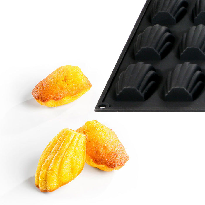 Martellato 44-Cavity 3 x 1.8 in (75 x 45 mm) Madeleine Silicone Mold, Black