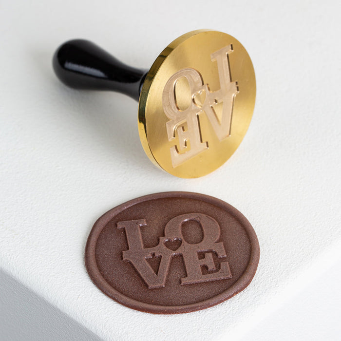 Martellato Love chocolate stamp Ø60 mm product image,
Martellato Love decorating stamp designed by Frank Haasnoot,
Martellato chocolate stamp for creating romantic chocolate decorations and desserts
