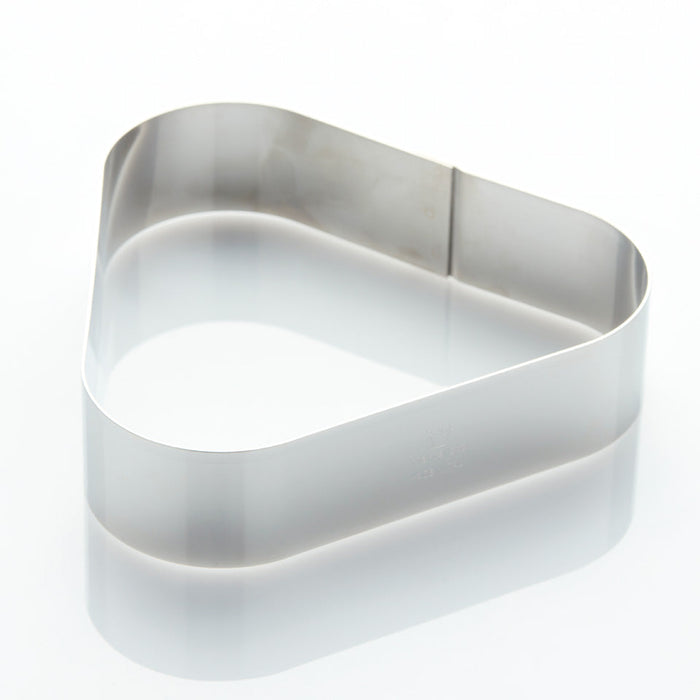 Martellato Tris Stainless Steel Triangle Cake Ring 197 × 184 × H40 mm product image,
Martellato Tris triangle cake ring for modern pastry creations,
Martellato stainless steel triangle cake ring designed by Frank Haasnoot for cakes and desserts