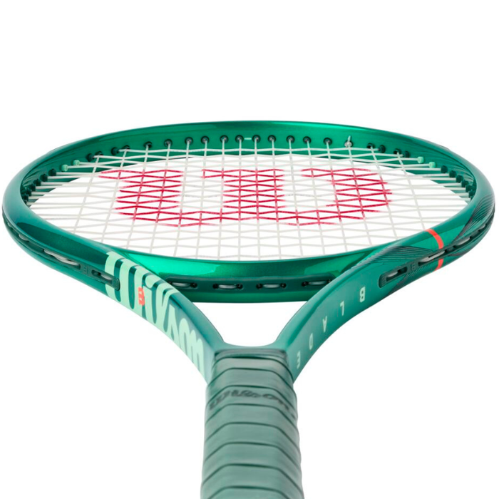 Wilson 2026 Blade 100L V10 Tennis Racquet
