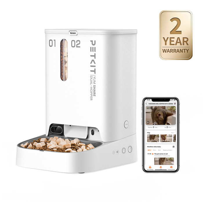 PETKIT YumShare Dual-hopper automatic cat feeder, automatic dispenser with camera, connected to PETKIT App showing smart pet feeding control